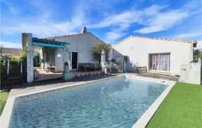 Cozy Home In Servian With Outdoor Swimming Pool